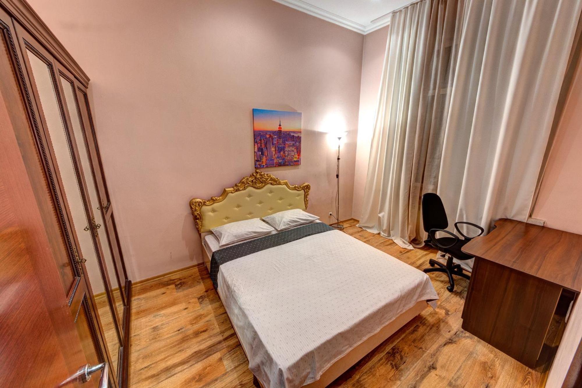Apartment Saksahanskoho St, 78А Киев Екстериор снимка
